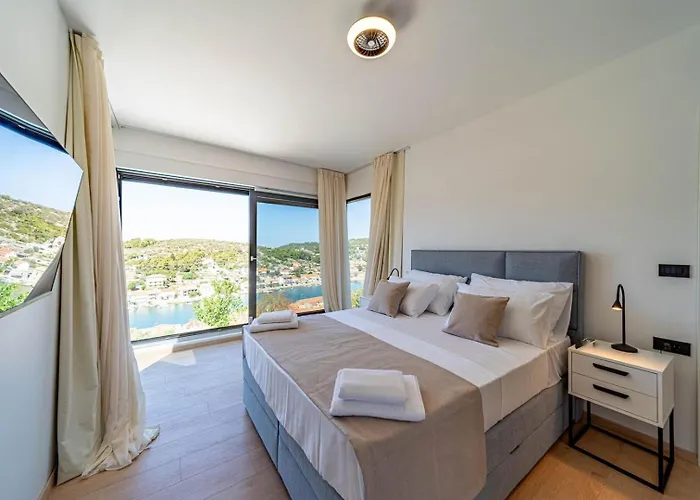 Villa View Of The Vela Luka