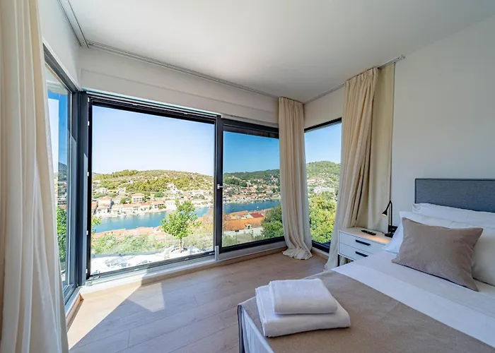 Villa View Of The Vela Luka