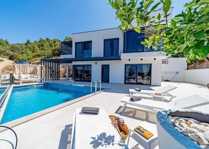 Villa View Of The Vela Luka
